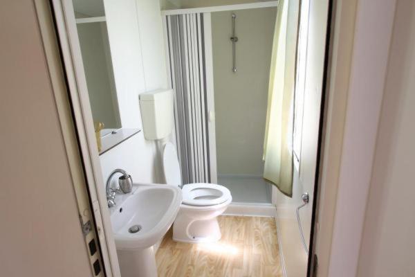Apartments Pipi Pakoštane Екстериор снимка